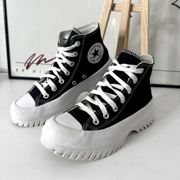 Converse Chuck Taylor All Star Lugged 2.0 High Top Black Canvas Size 7 - Picture 8 of 16